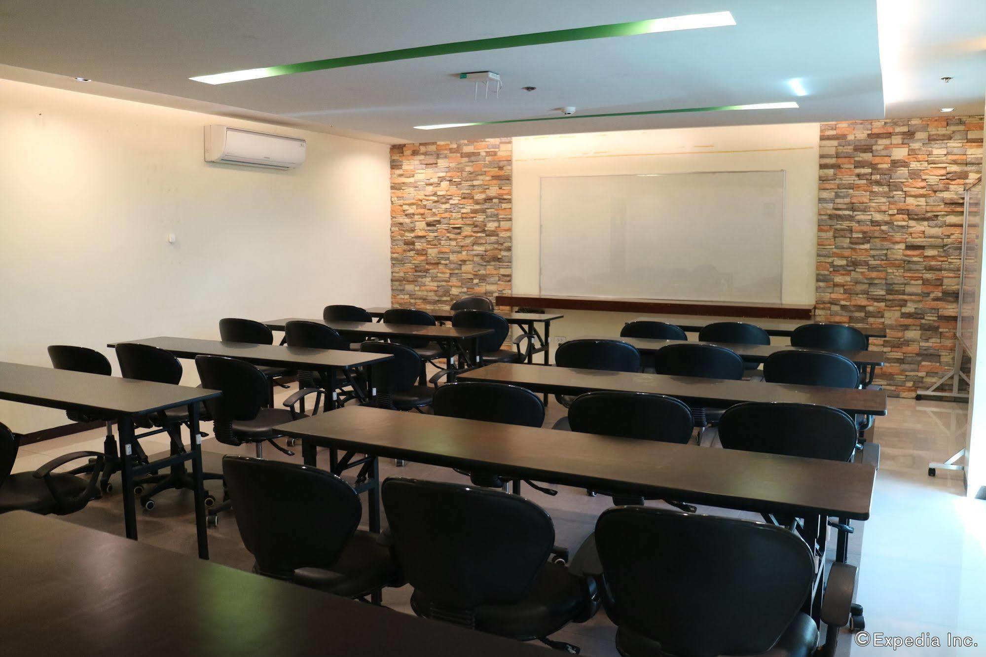 고 호텔스 바콜로드 외부 사진